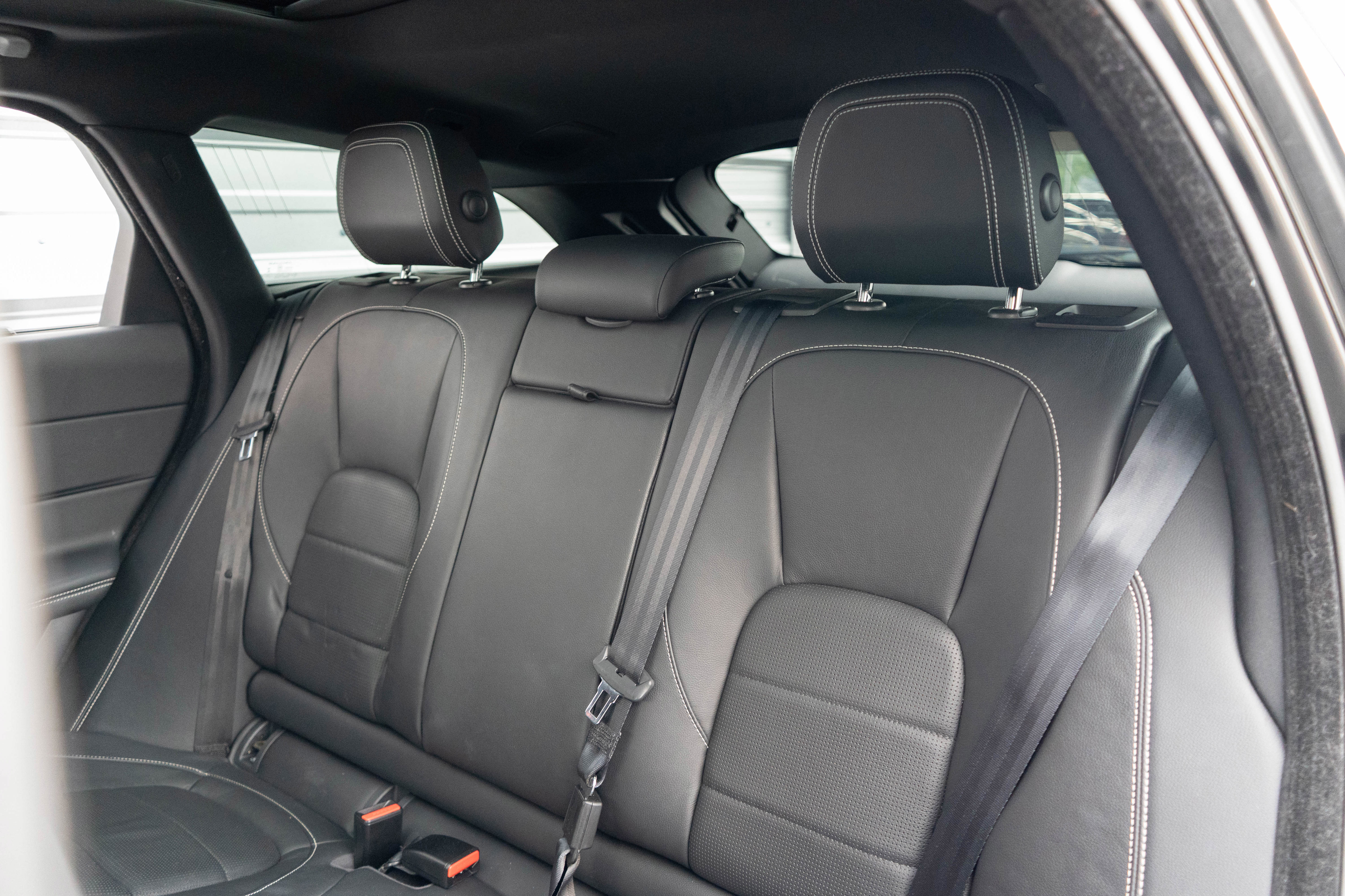 Used 2018 Jaguar XF S AWD/4WD image 26