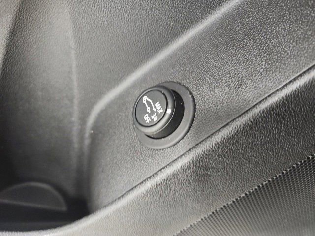 Used 2022 Chevrolet Equinox LT image 35