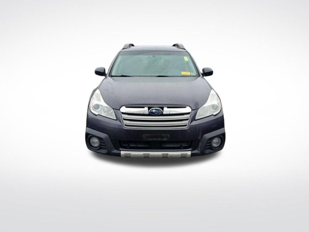 Used 2013 Subaru Outback 3.6R Limited image 2
