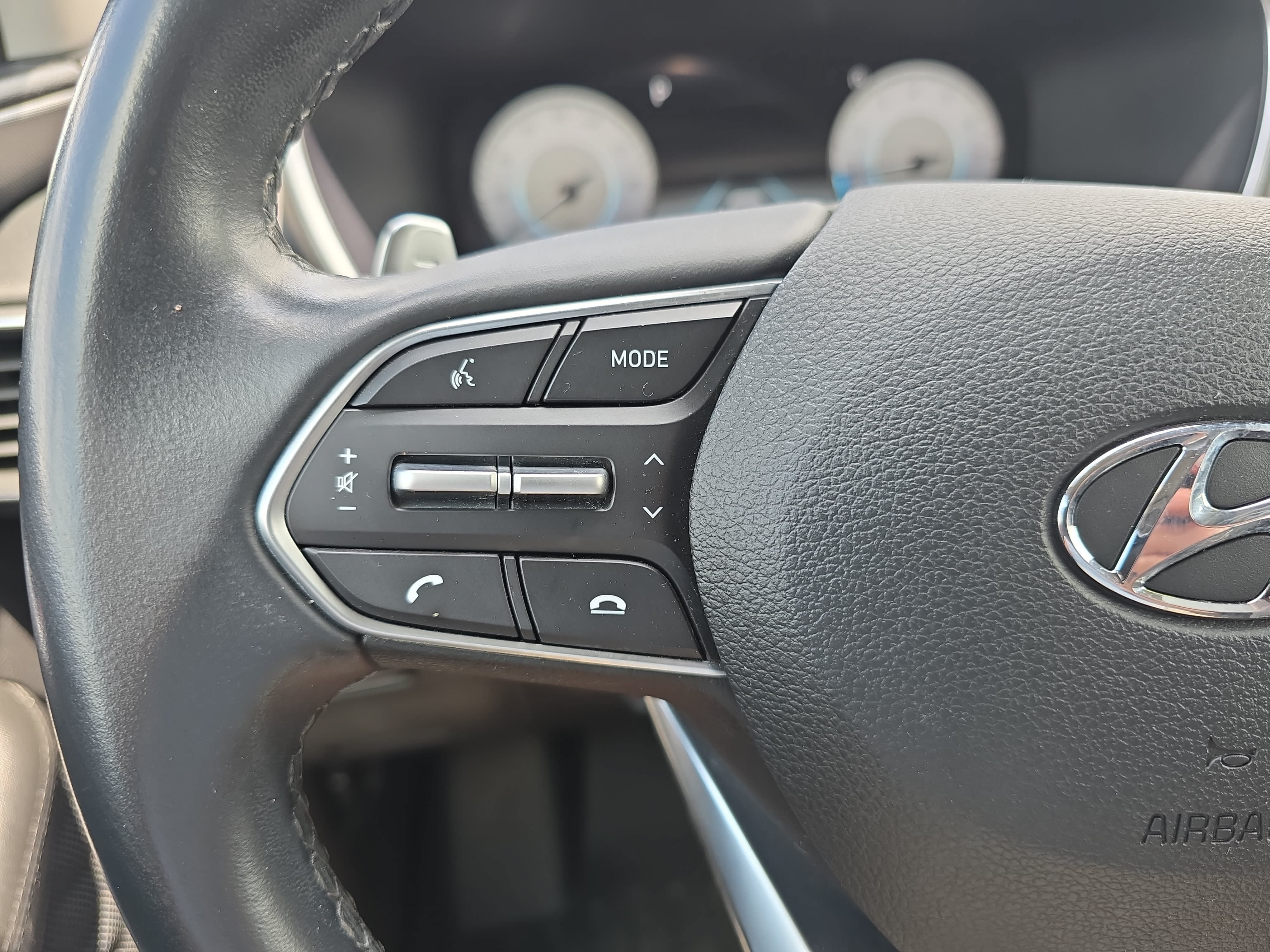 Used 2022 Hyundai Santa Fe XRT w/ Cargo Package FWD image 15