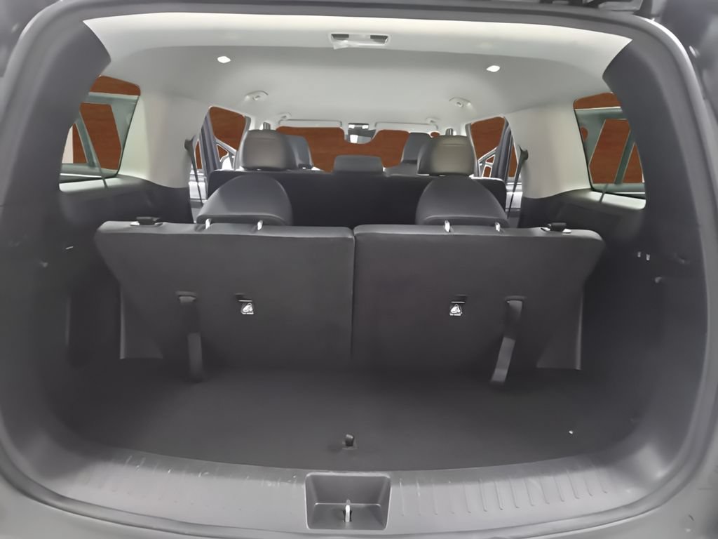 Used 2025 Hyundai Santa Fe SEL AWD/4WD image 19