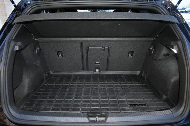 Used 2024 Volkswagen GTI Autobahn image 37