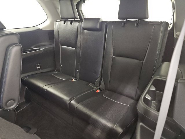 Certified 2024 Toyota Grand Highlander AWD image 33