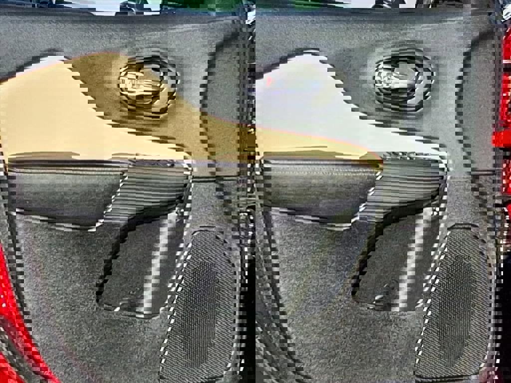 Used 2015 Jeep Cherokee Limited w/ Trailer Tow Group image 28