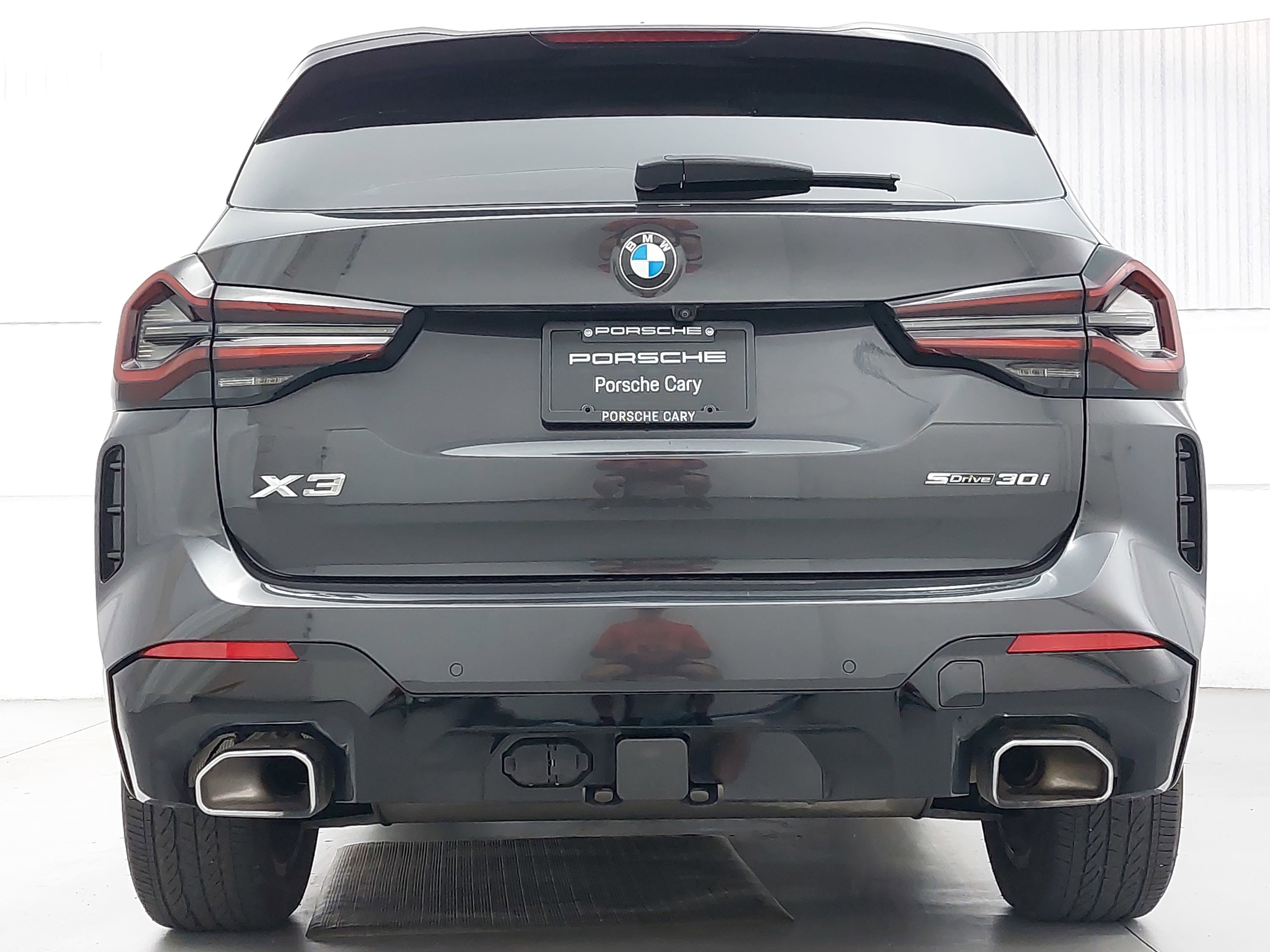 Used 2022 BMW X3 sDrive30i w/ M Sport Package 2 RWD image 6