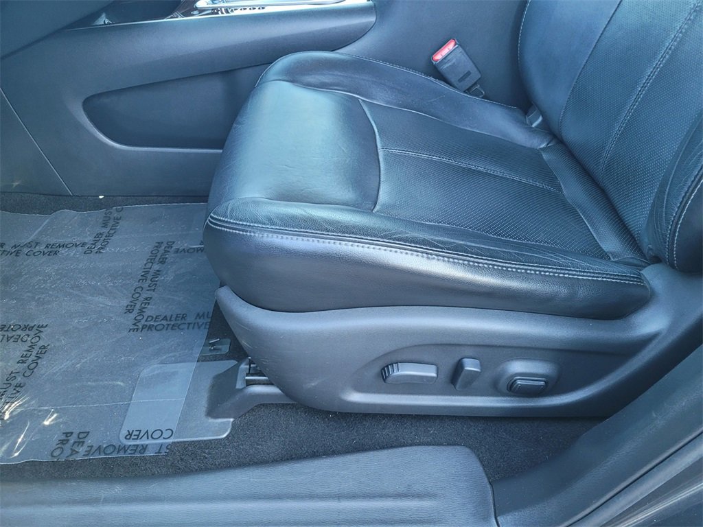 Used 2013 Nissan Pathfinder Platinum w/ Cargo Pkg image 23