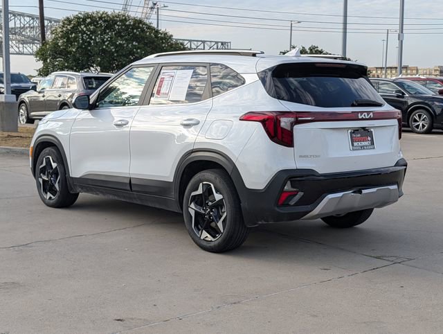 Used 2024 Kia Seltos EX FWD image 8