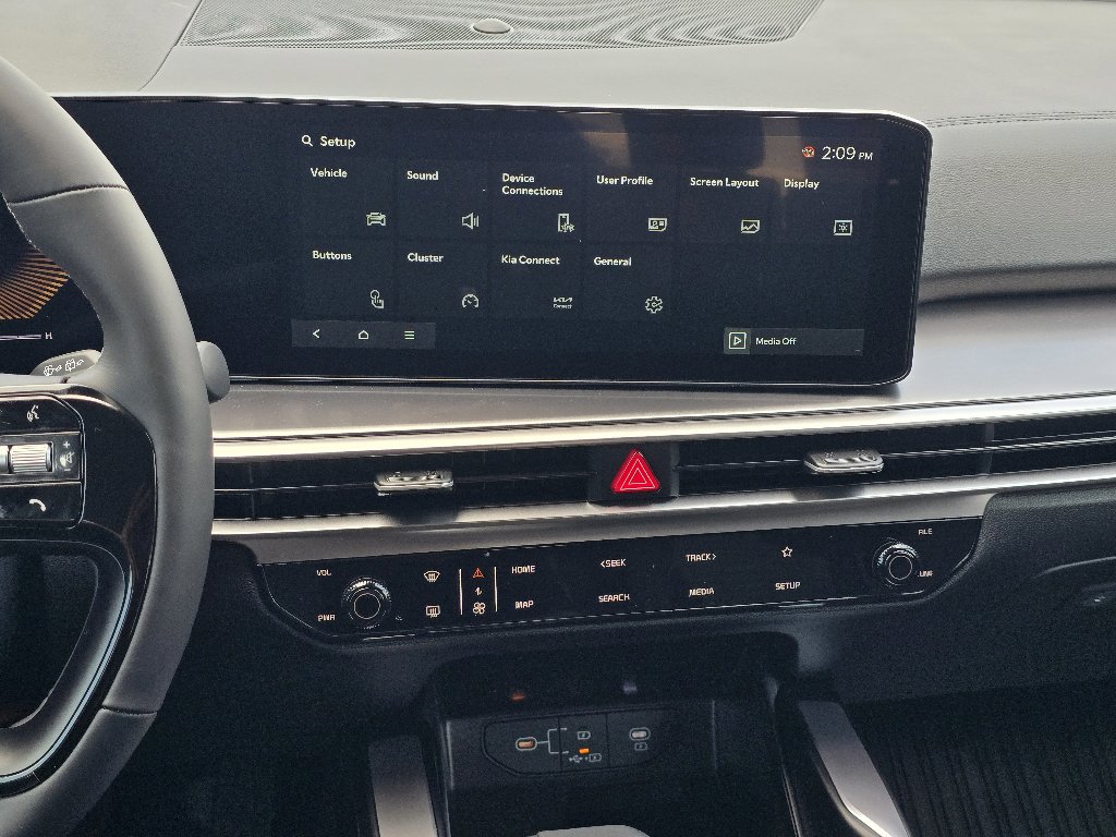 New 2026 Kia Sorento LX image 8