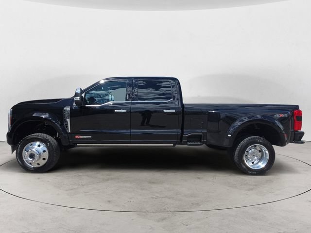 Used 2024 Ford F450 Platinum AWD/4WD image 2