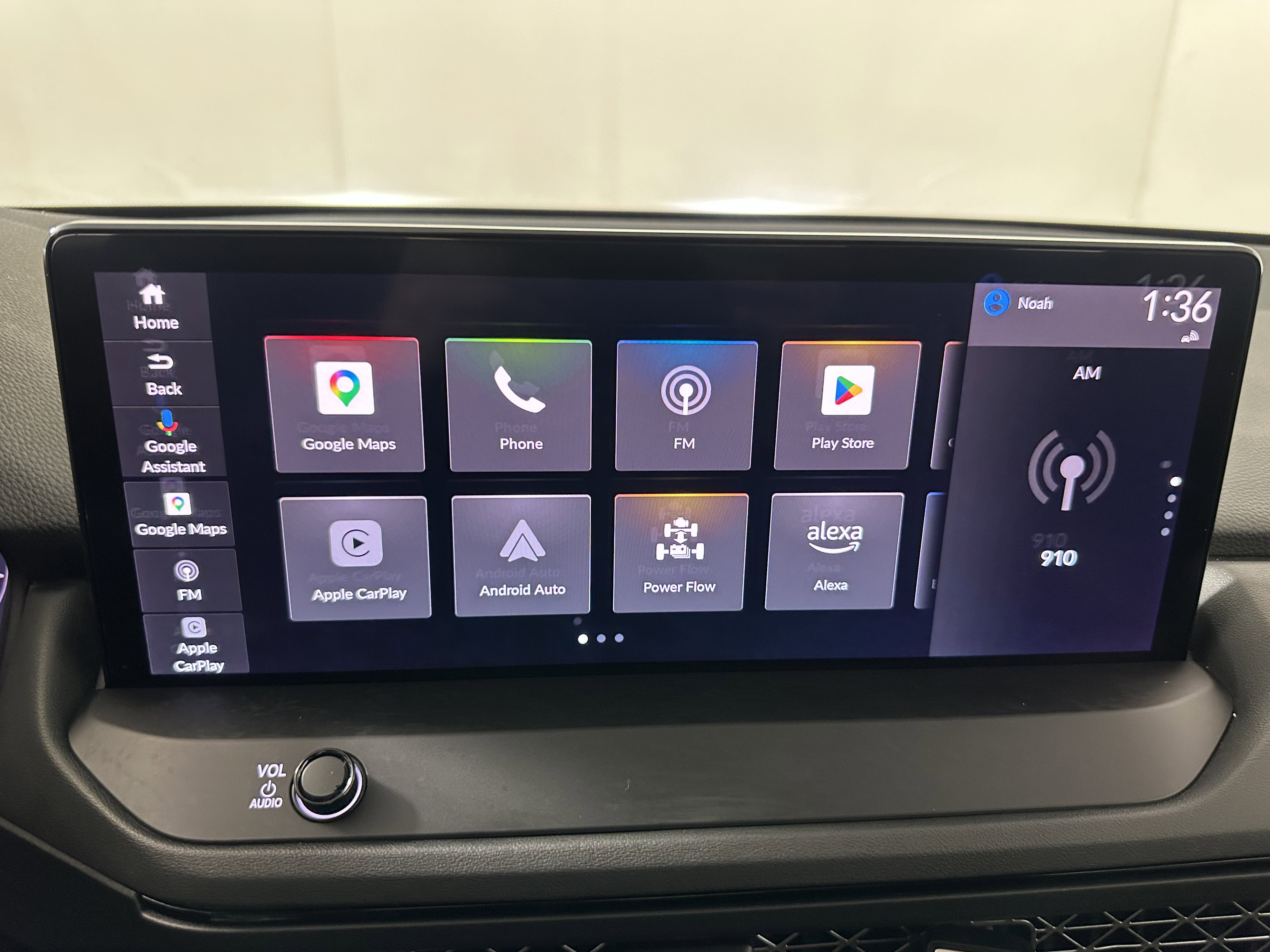 Used 2023 Honda Accord Touring image 13