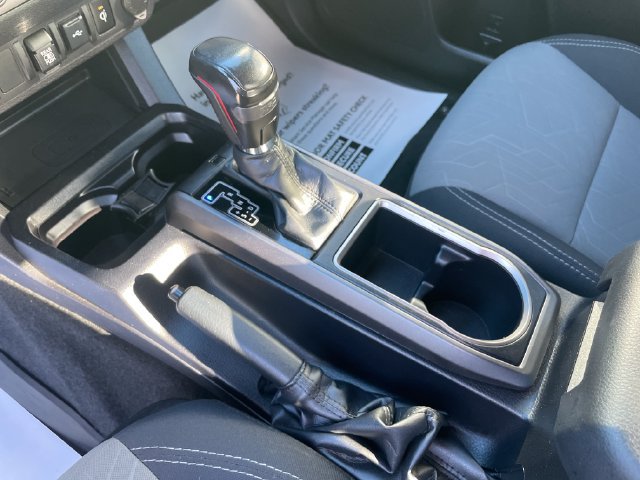 Used 2021 Toyota Tacoma TRD Off-Road AWD/4WD image 25