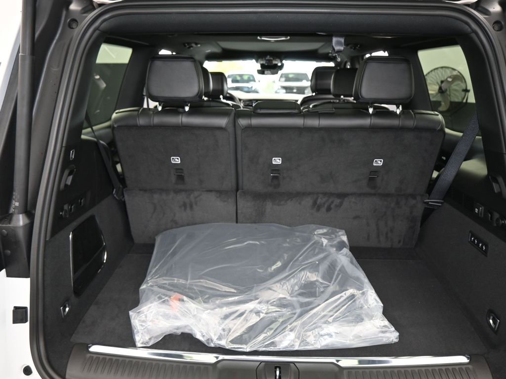 New 2026 Jeep Grand Wagoneer Summit image 39