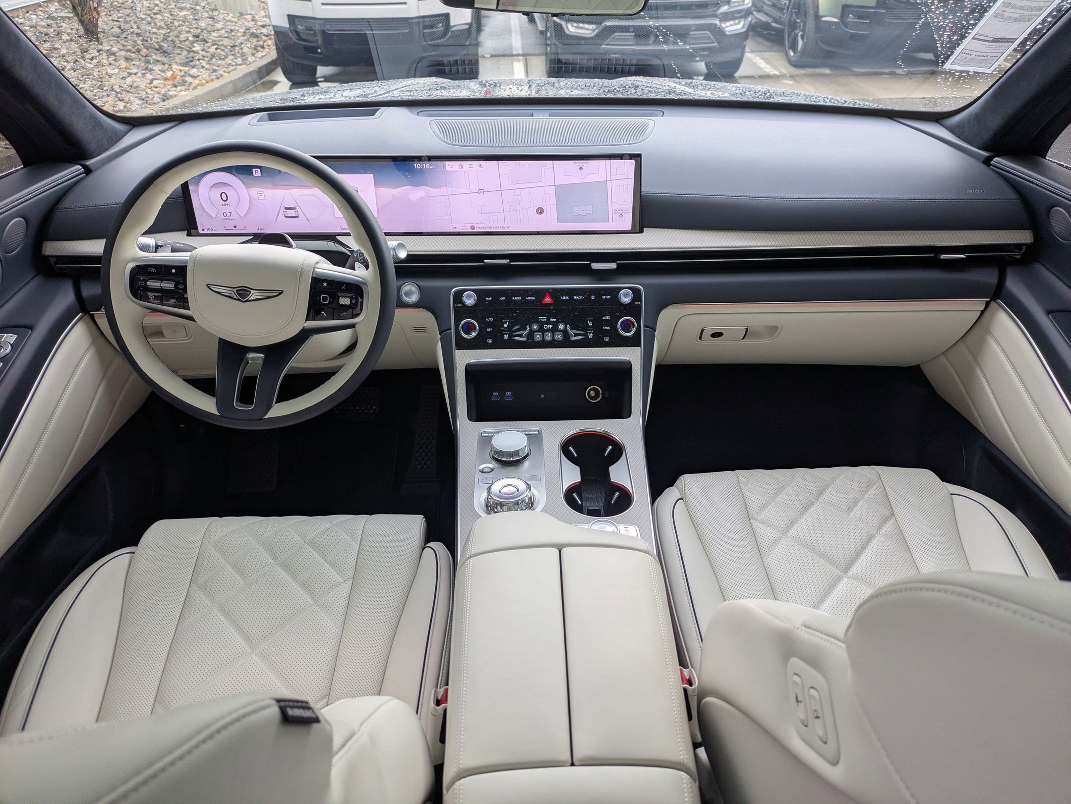 Used 2025 Genesis GV80 3.5T Prestige image 27