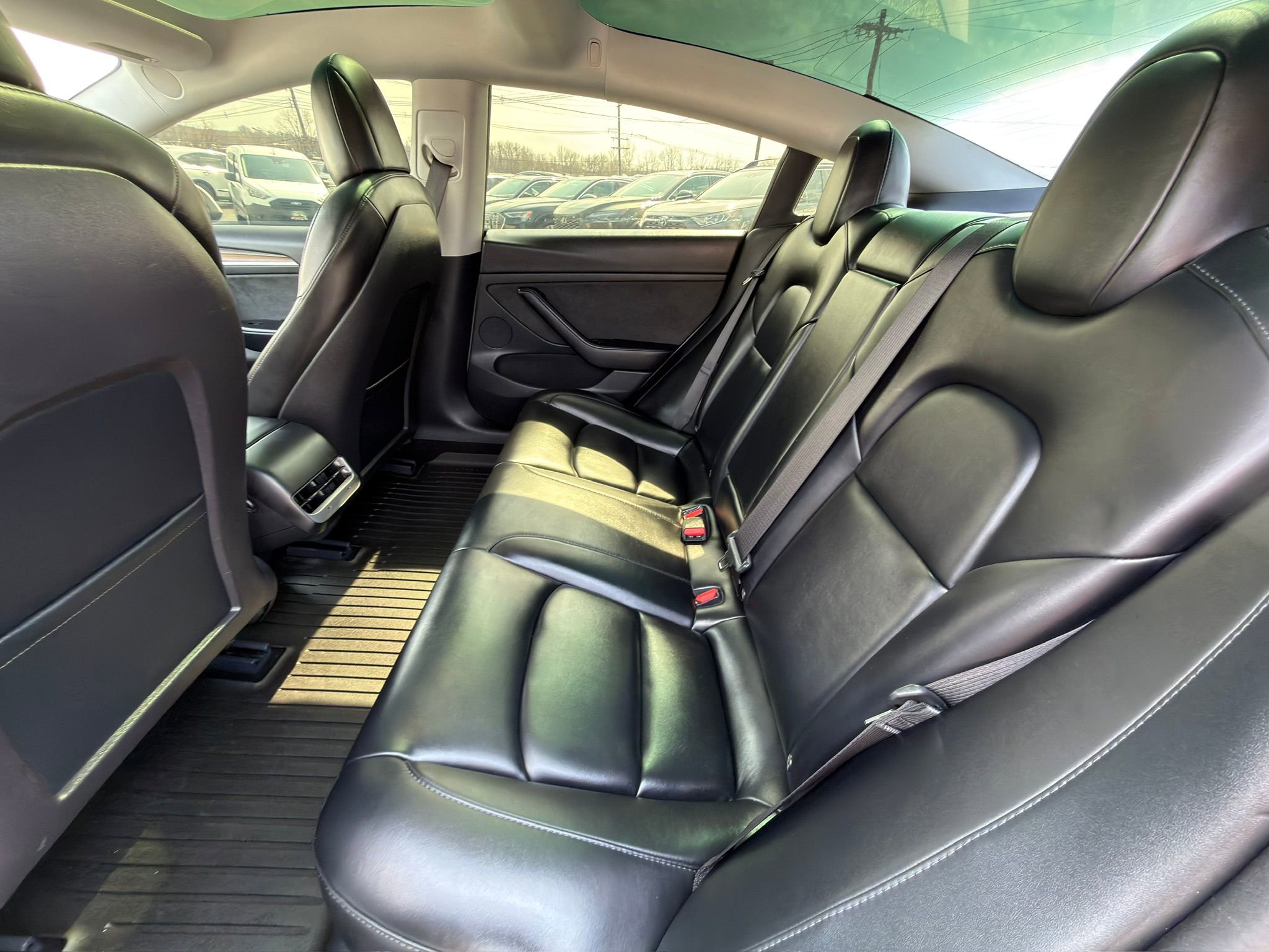 Used 2022 Tesla Model 3 image 24