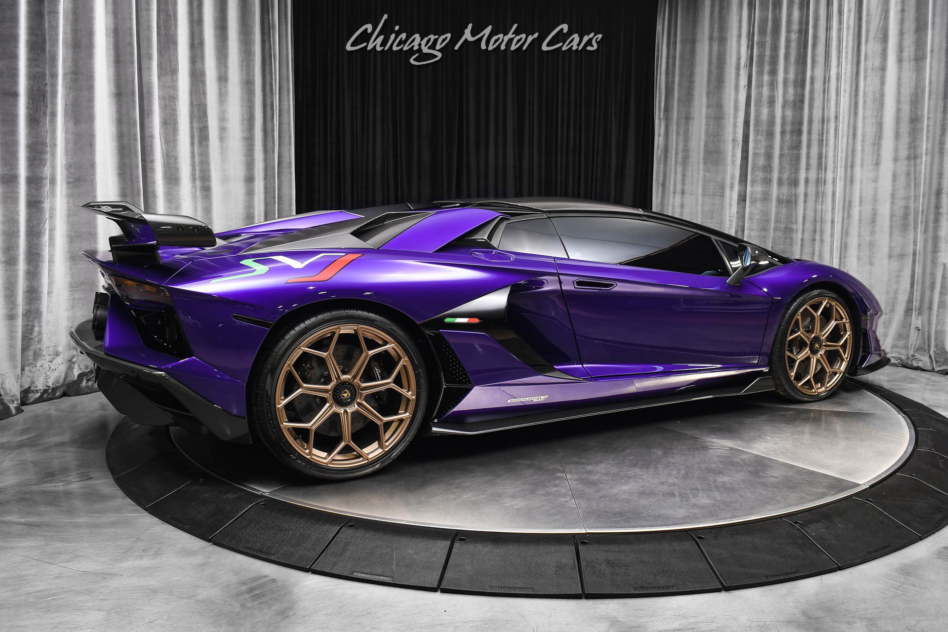Used 2021 Lamborghini Aventador SVJ image 50