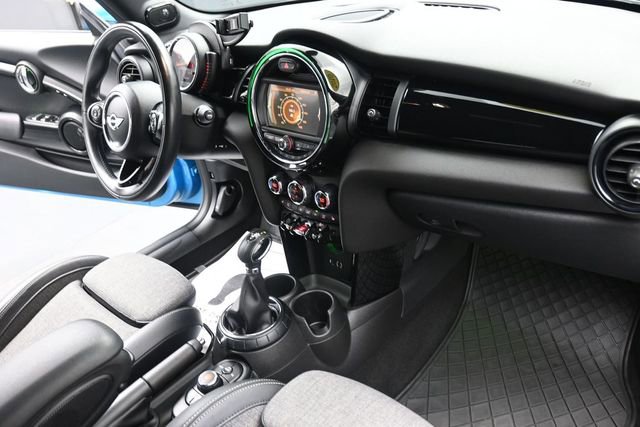 Used 2016 MINI Cooper Convertible FWD image 19
