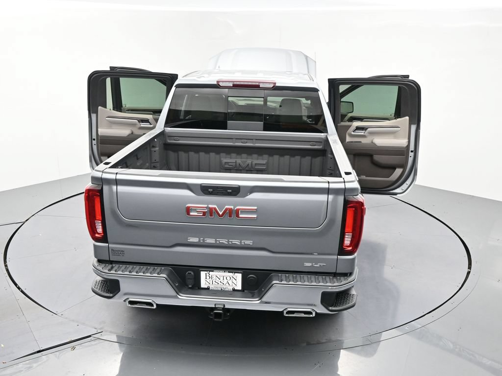 Used 2025 GMC Sierra 1500 SLT w/ SLT Premium Package AWD/4WD image 29