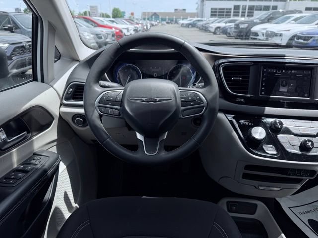Certified 2023 Chrysler Voyager LX FWD image 29