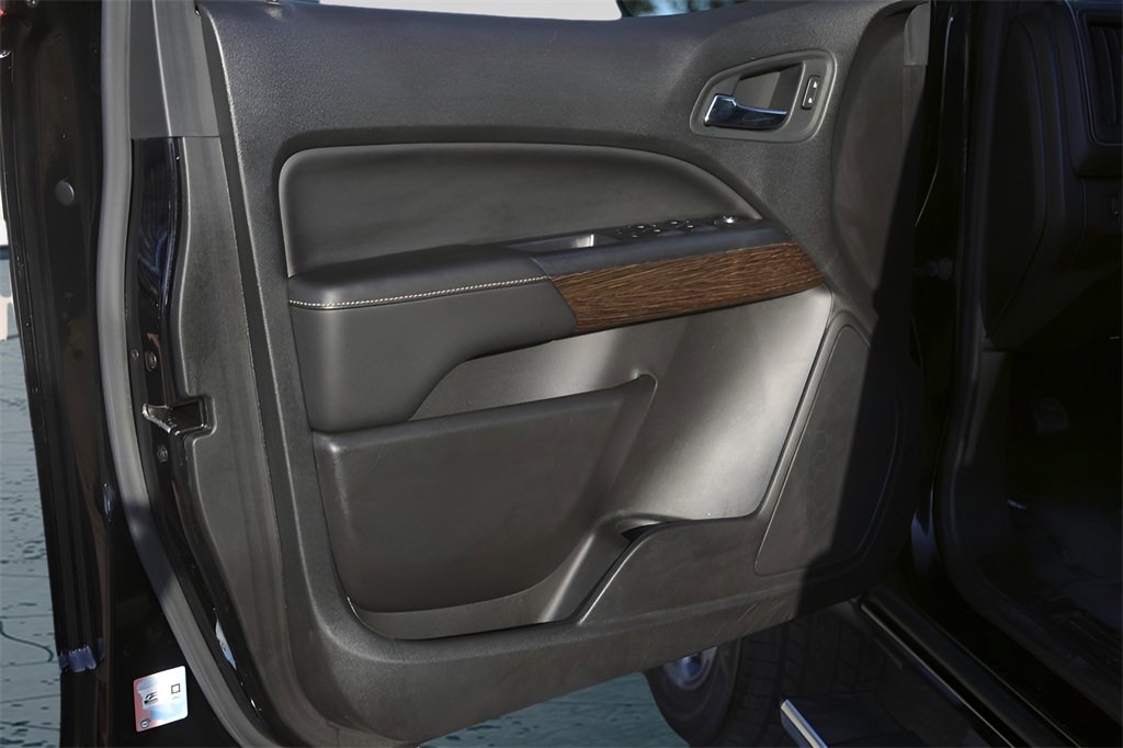 Used 2018 GMC Canyon Denali image 26