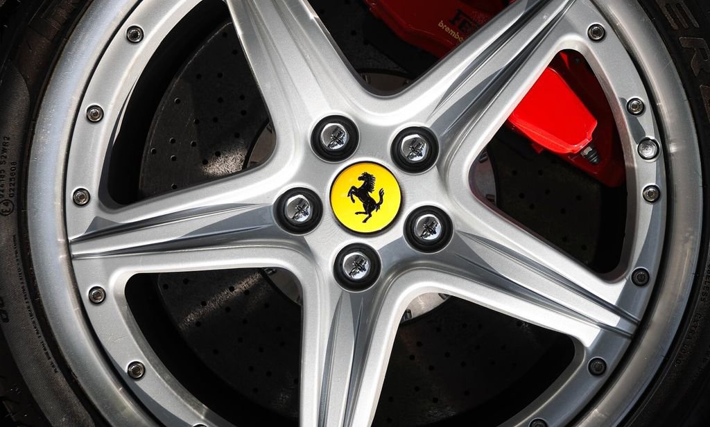 Used 2005 Ferrari 575M Maranello Superamerica image 13