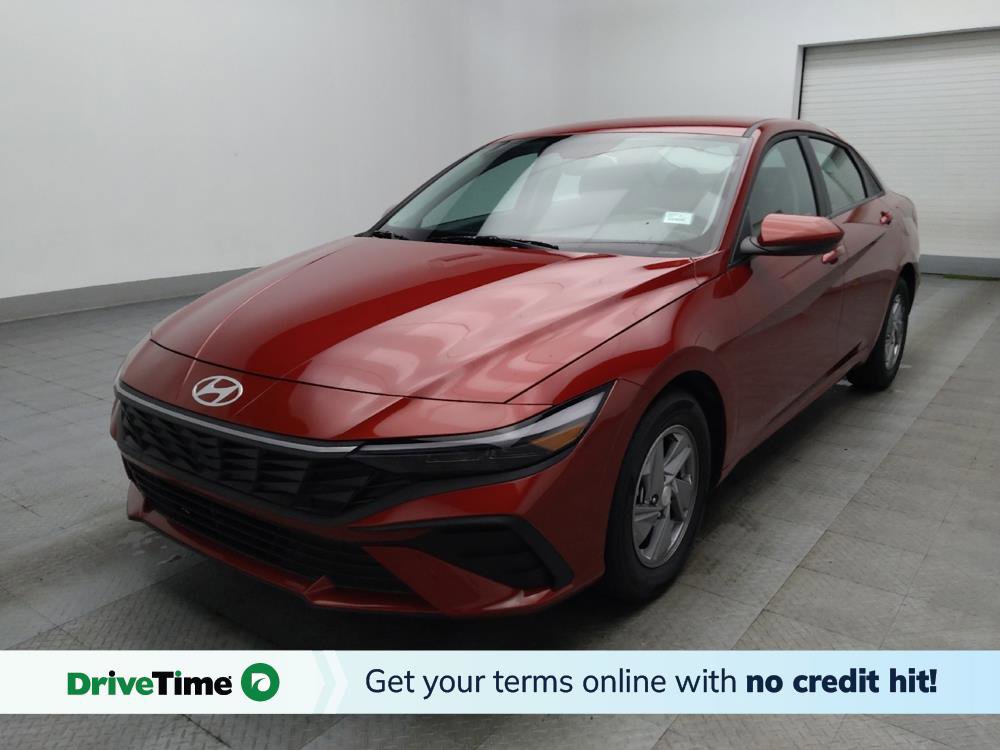 Used 2025 Hyundai Elantra SE image 1