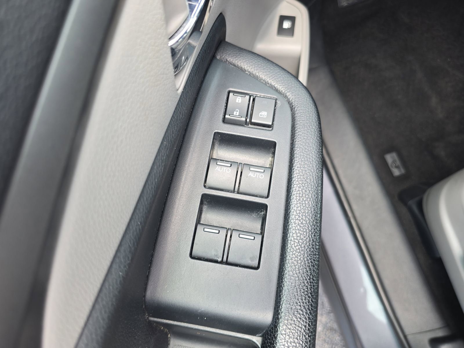Used 2020 Honda Pilot EX image 14