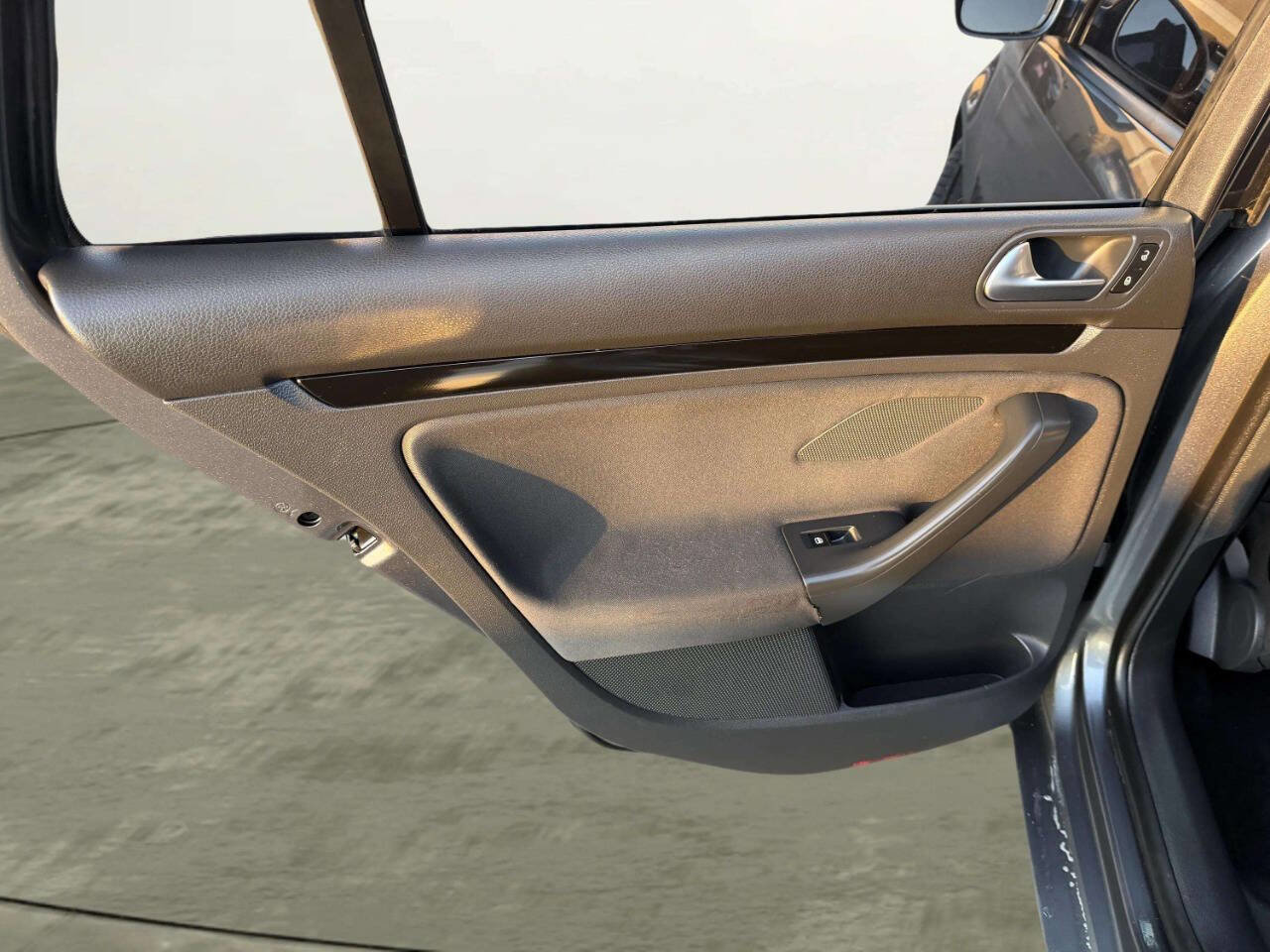 Used 2013 Volkswagen Jetta S image 23