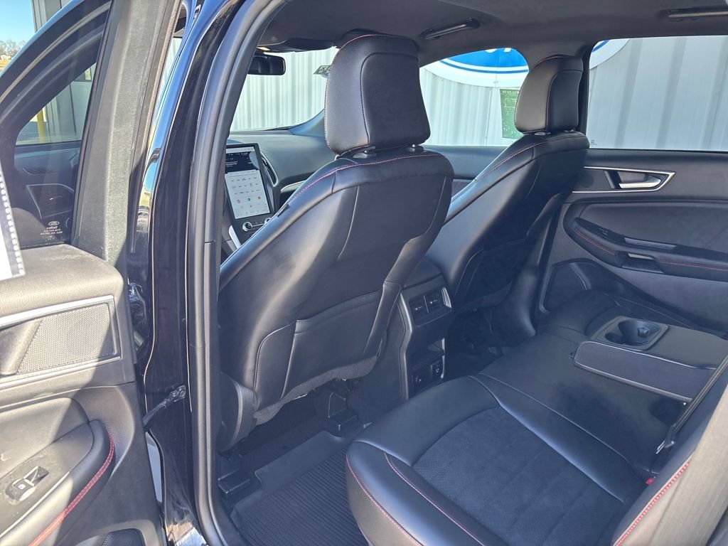 Used 2024 Ford Edge ST-Line AWD/4WD image 24