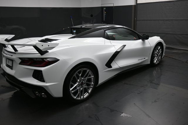 Used 2026 Chevrolet Corvette Stingray Preferred Conv RWD image 31