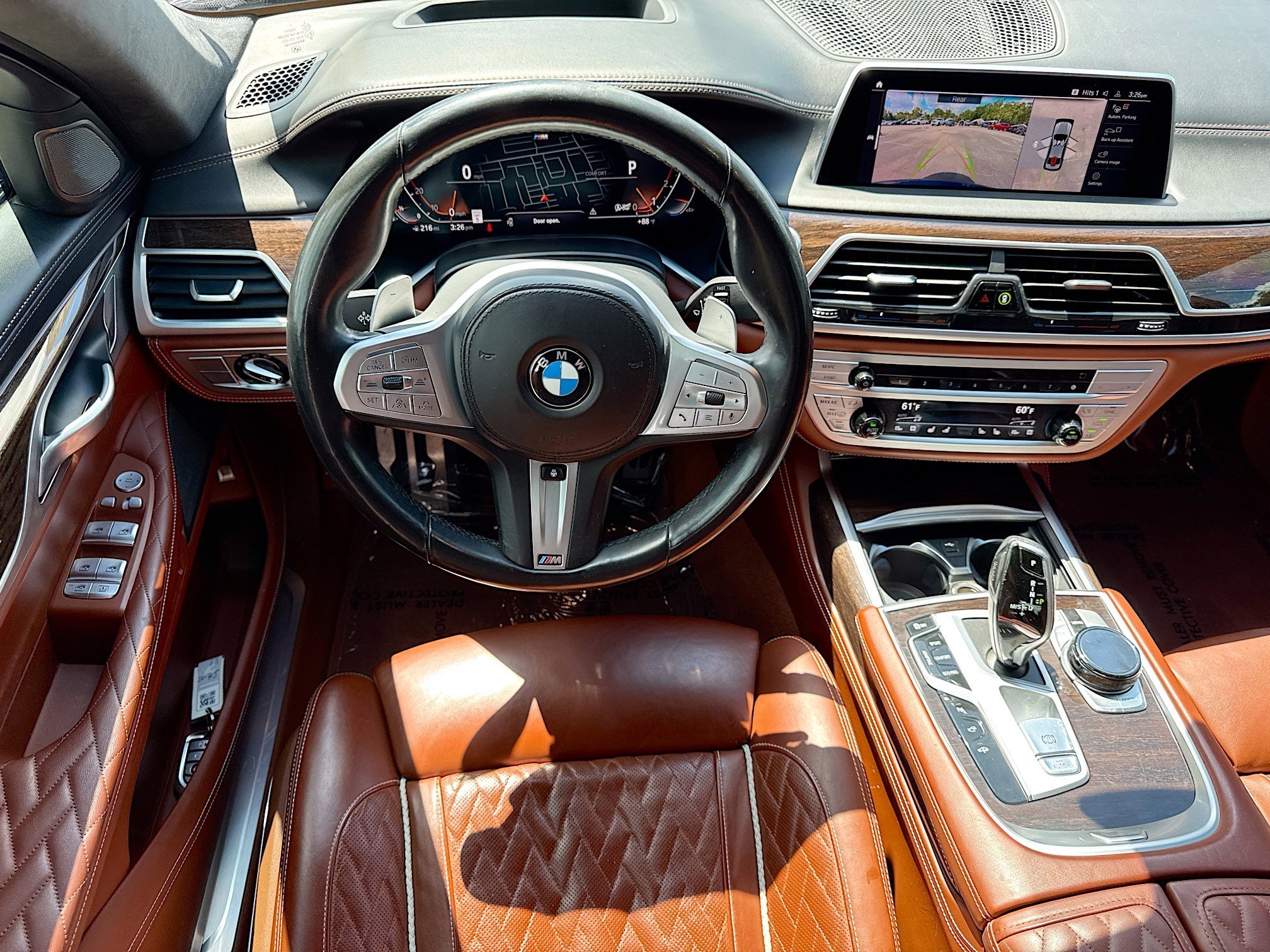 Used 2022 BMW 750i xDrive w/ Executive Package AWD/4WD image 17