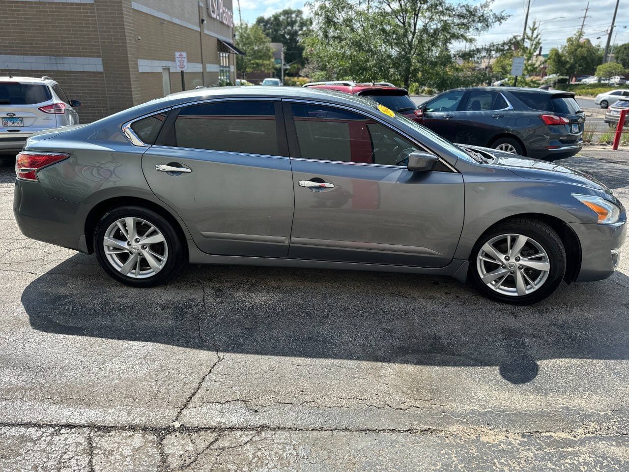 Used 2014 Nissan Altima 2.5 SV FWD image 6