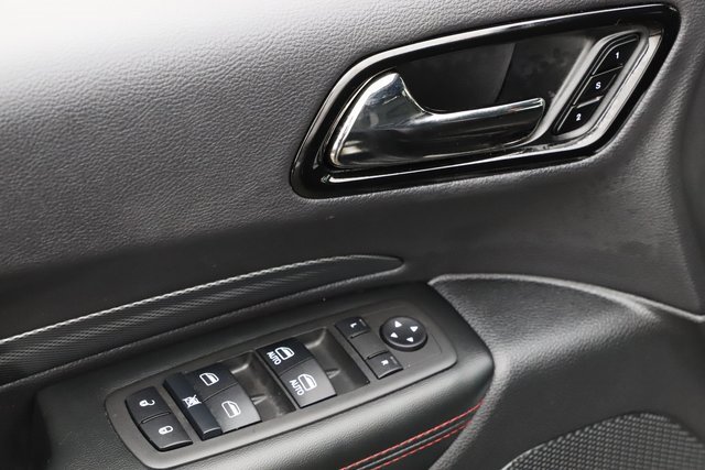 Used 2025 Dodge Durango GT image 18