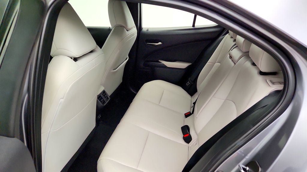 Used 2021 Lexus UX 250h w/ Premium Package AWD/4WD image 20