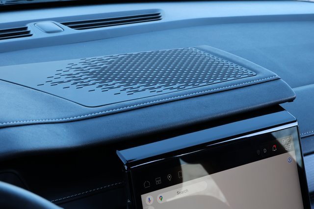 Used 2024 GMC Acadia Elevation image 24