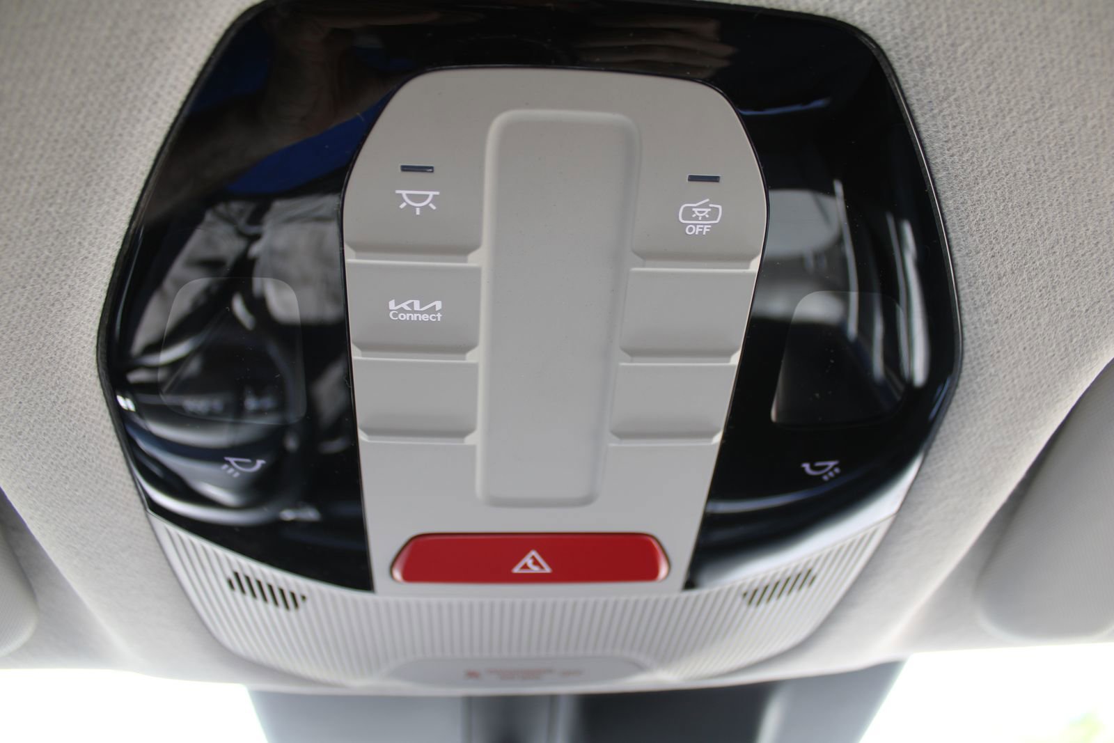 New 2026 Kia K4 LXS image 43