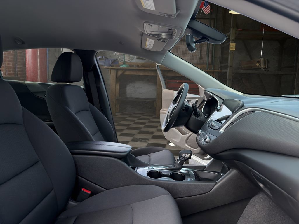 Used 2022 Chevrolet Malibu LT image 15