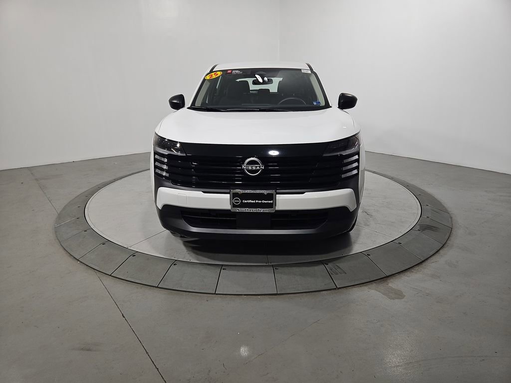 Certified 2025 Nissan Kicks S image 10