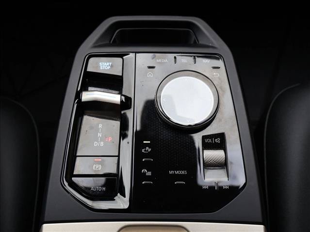 Certified 2024 BMW iX xDrive50 w/ Sport Package AWD/4WD image 19