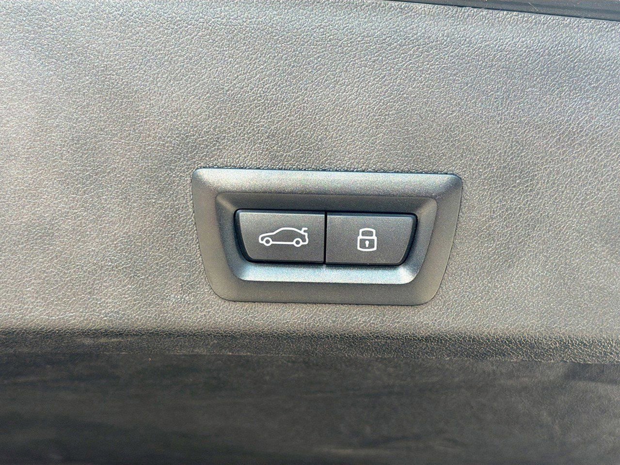 Used 2025 BMW XM Label Red image 14