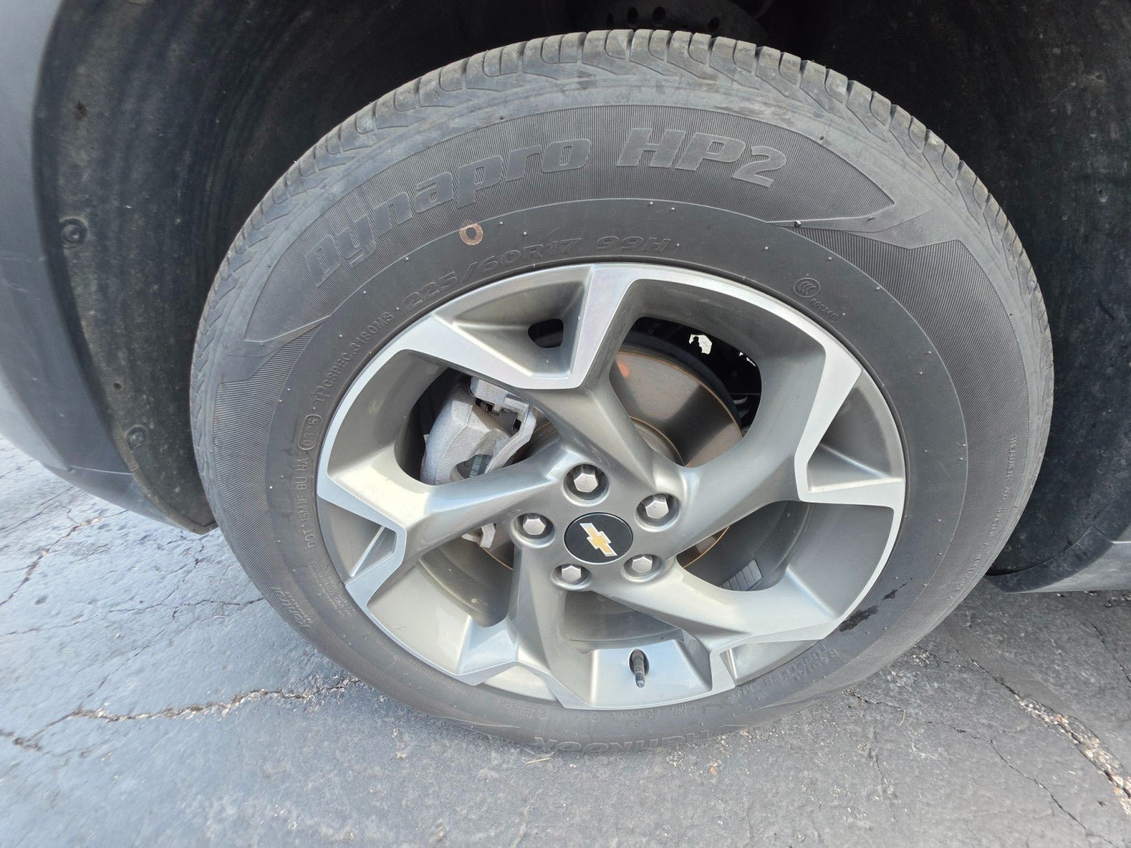 Used 2025 Chevrolet Trax LT w/ LT Convenience Package FWD image 10
