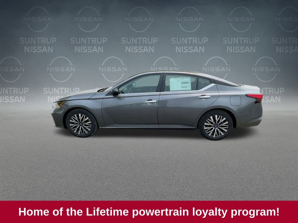 Used 2025 Nissan Altima 2.5 SV image 5