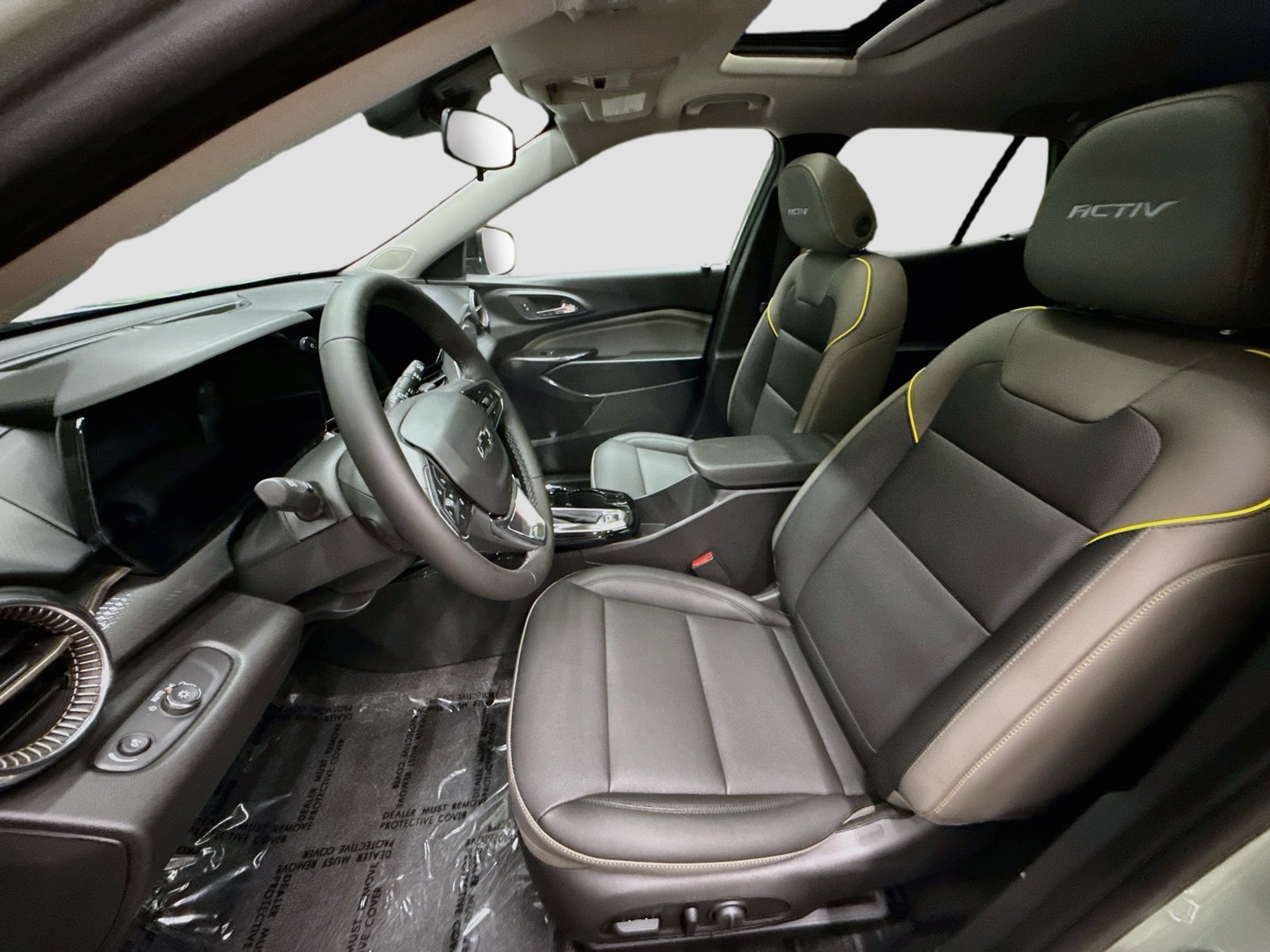 New 2026 Chevrolet Trax ACTIV w/ Sunroof Package FWD image 24