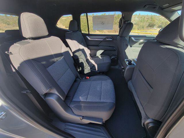 New 2026 GMC Acadia Elevation image 14