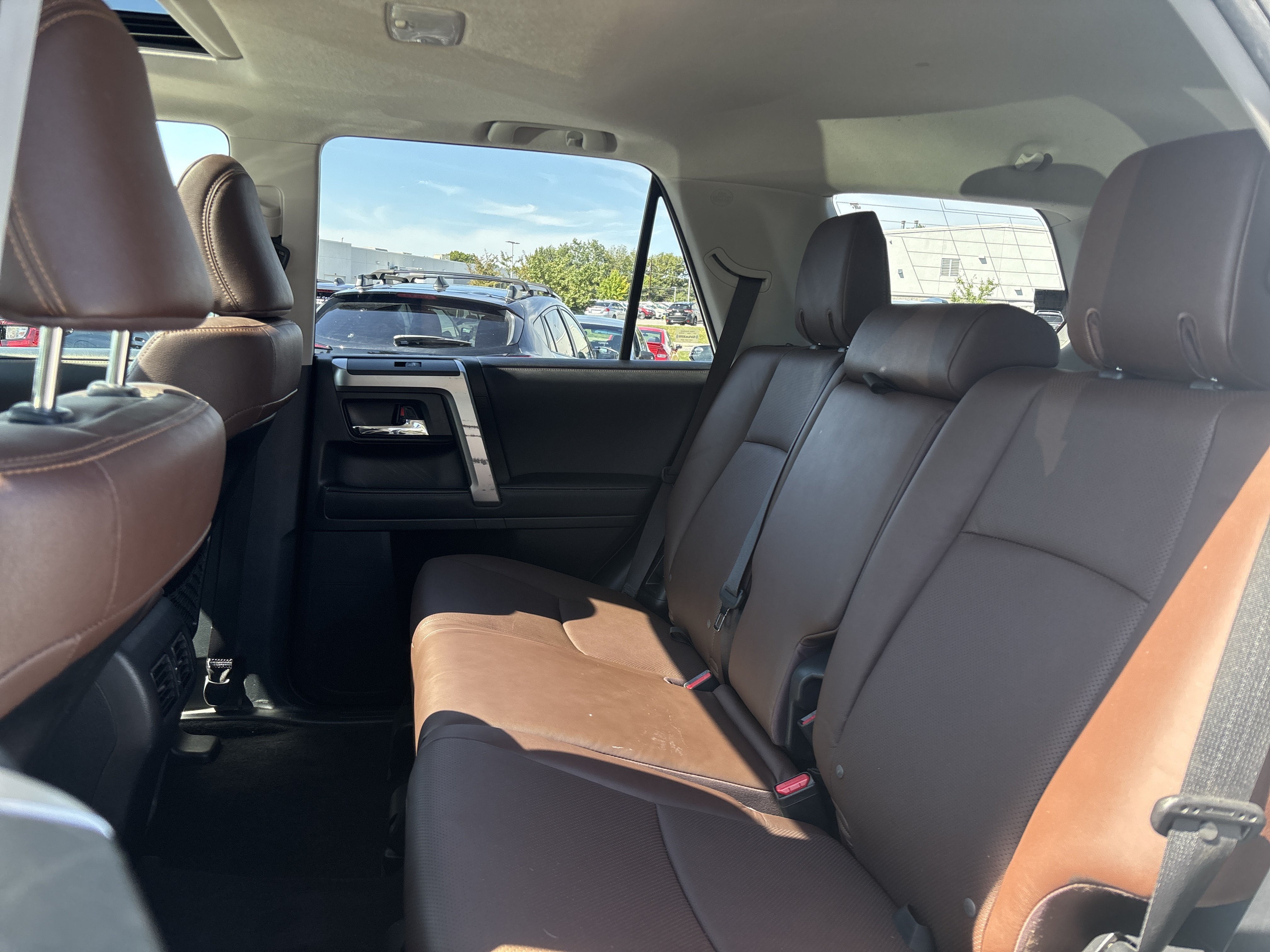 Used 2023 Toyota 4Runner Limited AWD/4WD image 29