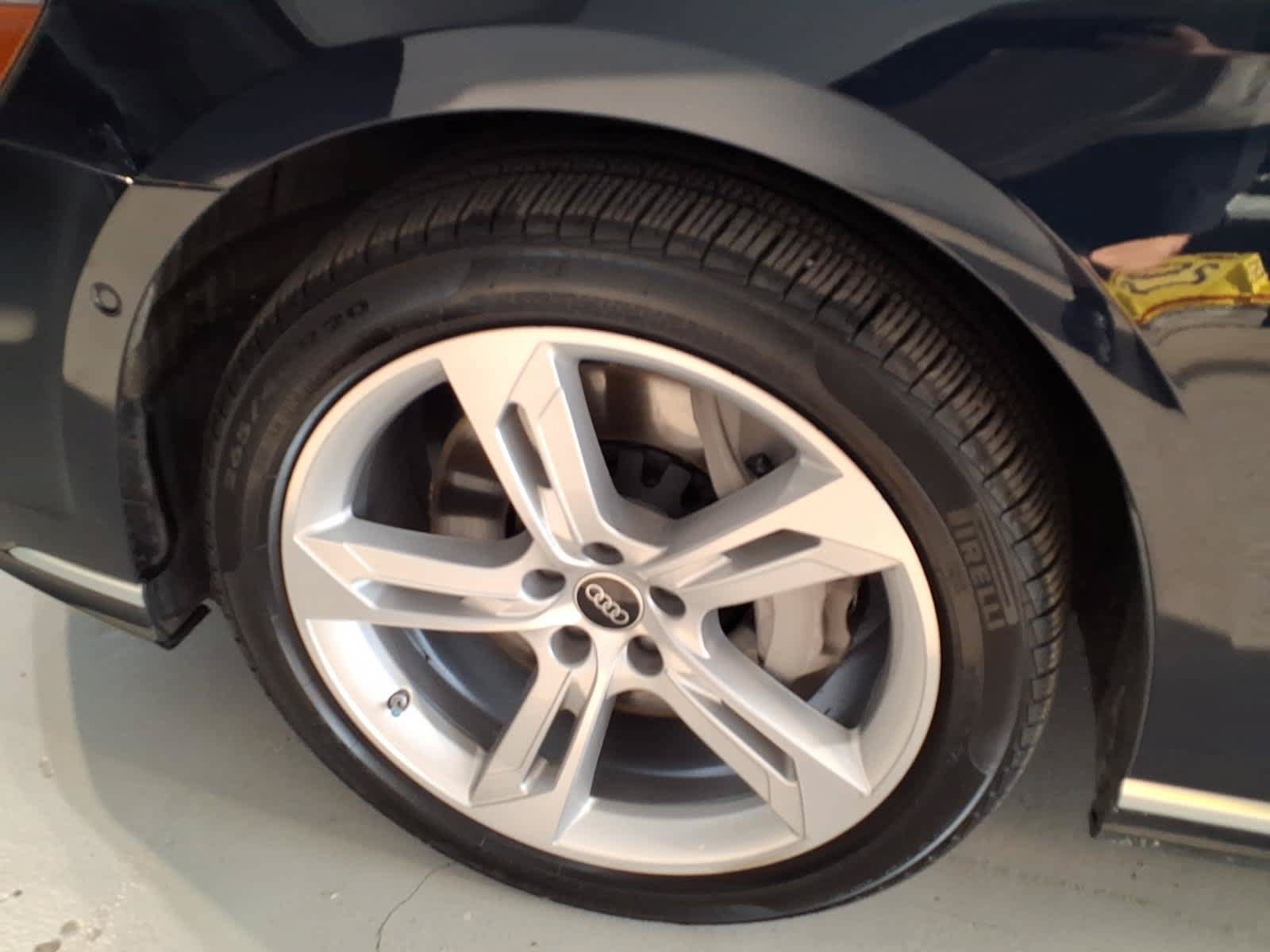 Certified 2025 Audi A8 L 3.0T w/ Executive Package AWD/4WD image 8
