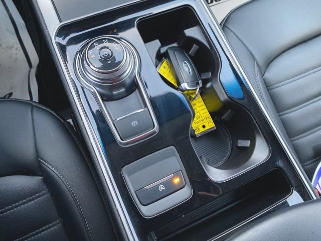 Used 2019 Ford Edge SEL w/ Equipment Group 201A image 16