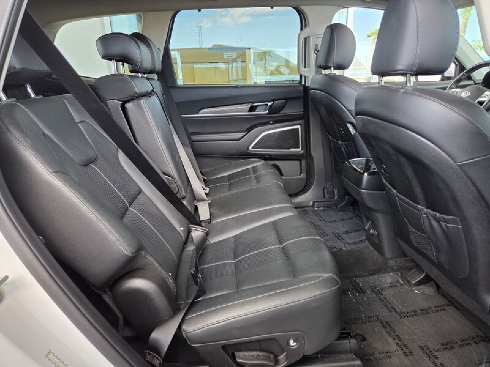 Used 2021 Kia Telluride EX AWD/4WD image 18