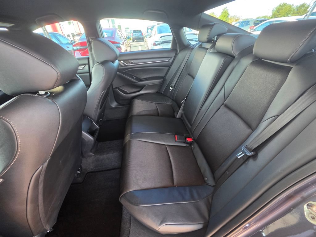Used 2020 Honda Accord Sport image 11