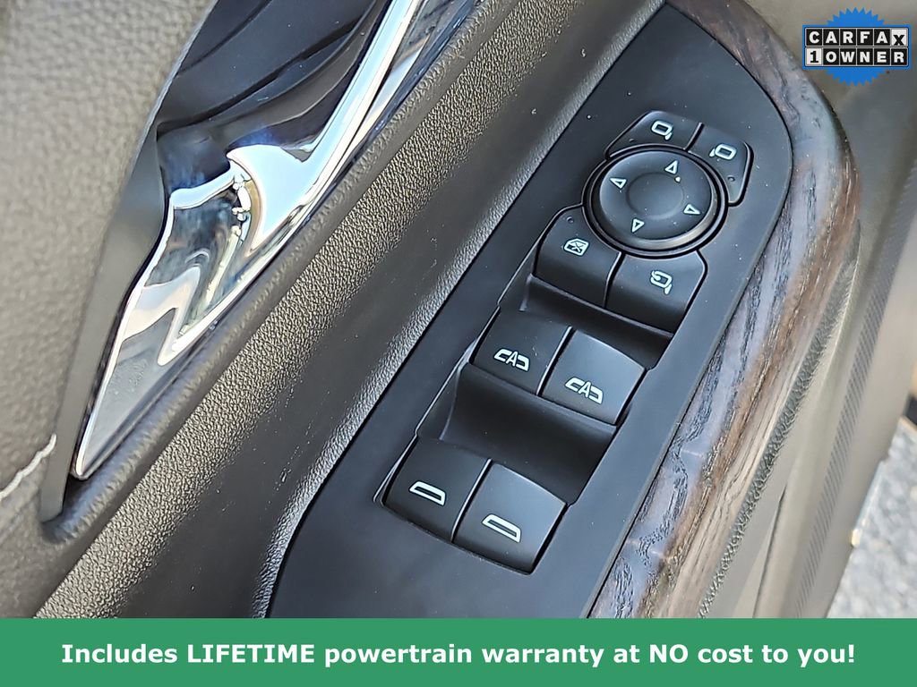 Used 2023 GMC Acadia Denali image 13