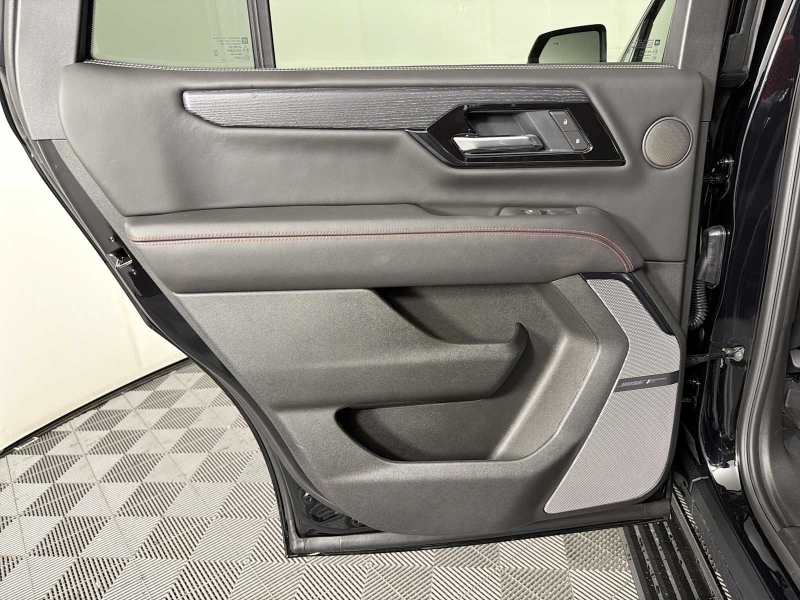 New 2026 GMC Yukon AT4 Ultimate AWD/4WD image 24